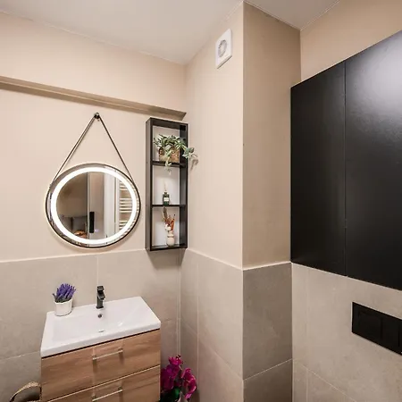 Apartmán Topaz 103 In Odyssey Spa&pool-parking Mamaia