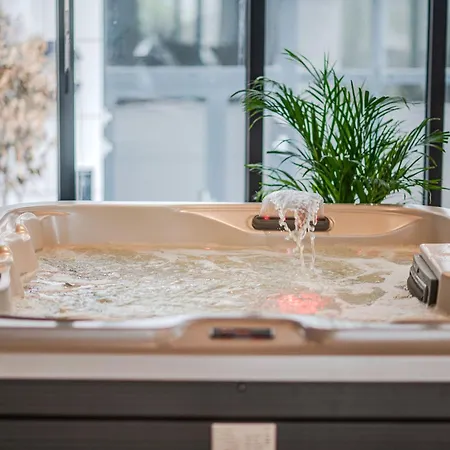 Daire Topaz 103 In Odyssey Spa&pool-parking