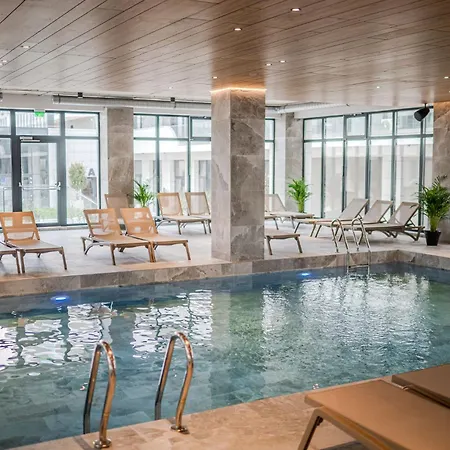 Daire Topaz 103 In Odyssey Spa&pool-parking *