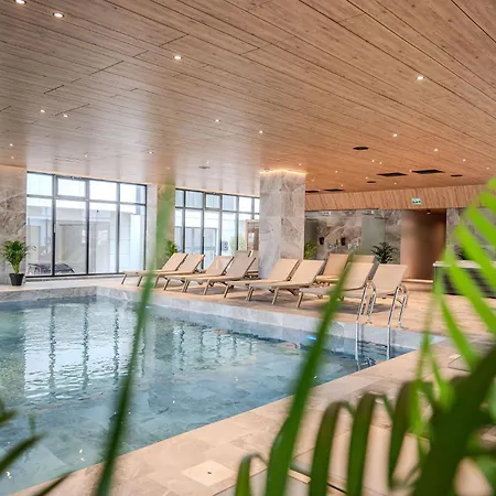 Topaz 103 In Odyssey Spa&pool-parking * Mamaia